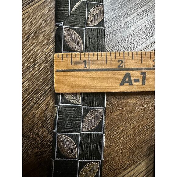 BUGATCHI UOMO Silk Leaf Tie Made in Italy Green Bronze Metallic - Picture 10 of 12